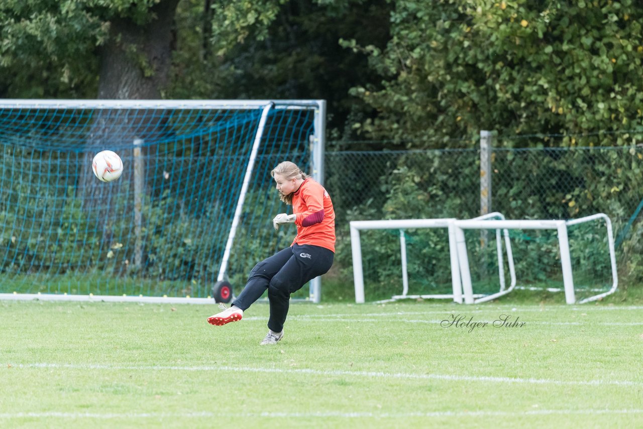 Bild 145 - Frauen SG Holstein Sued - SV Eintracht Luebeck : Ergebnis: 3:0